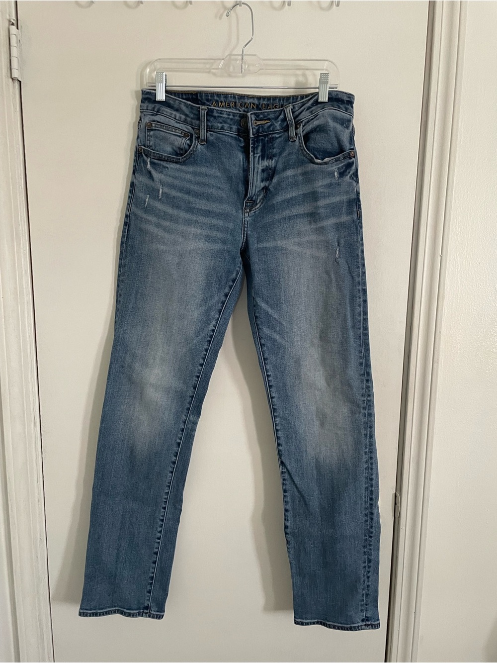 American Eagle Outfitters Women’s Light Blue Straight Leg Jeans